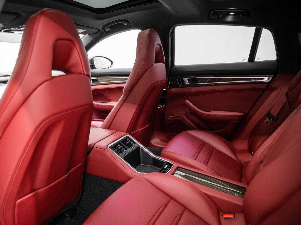 Porsche Panamera 4 E-Hybrid