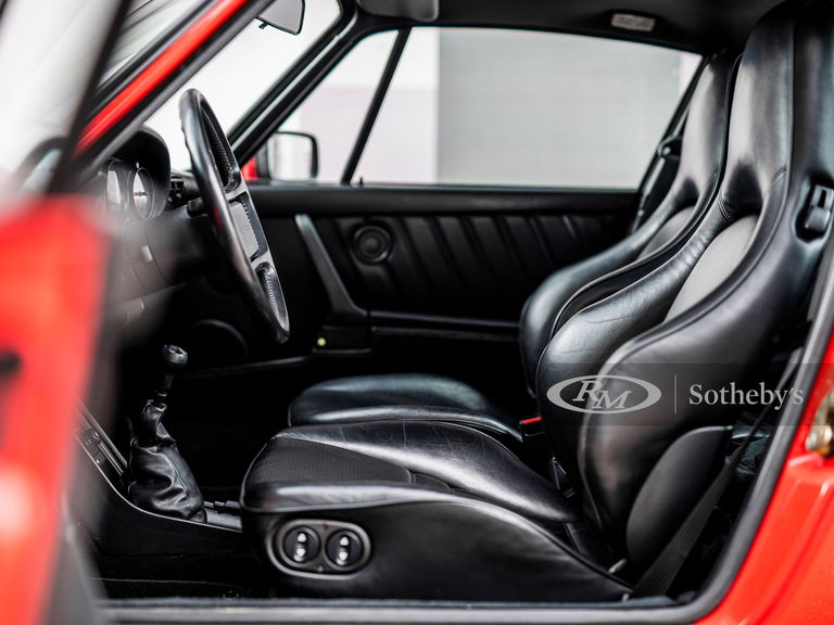 Porsche 911 Turbo 3.3