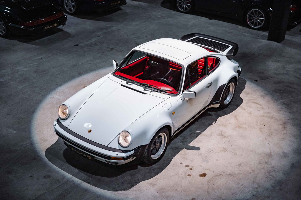 Porsche 911 Turbo 3.3