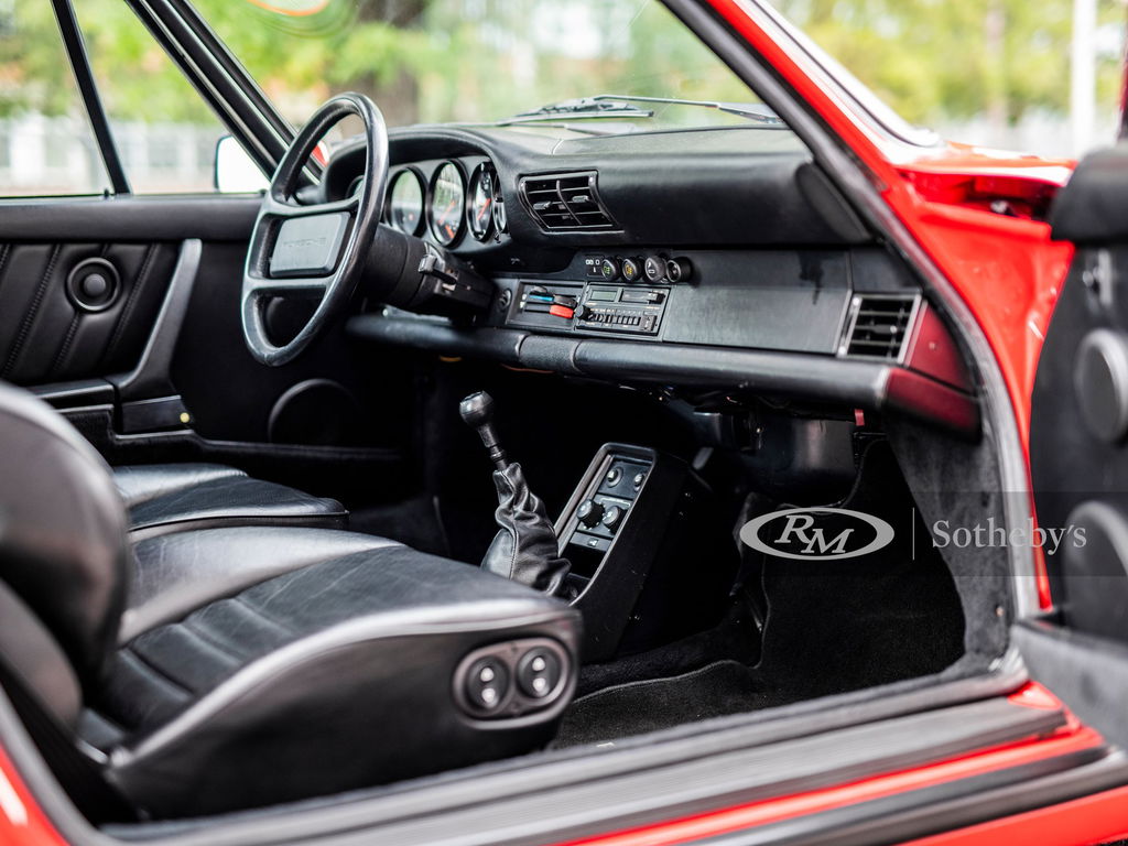 Porsche 911 Turbo 3.3