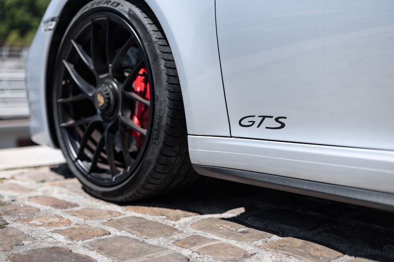 Porsche 991.2 Carrera GTS