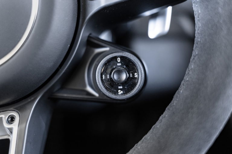 Porsche 991.2 Carrera GTS