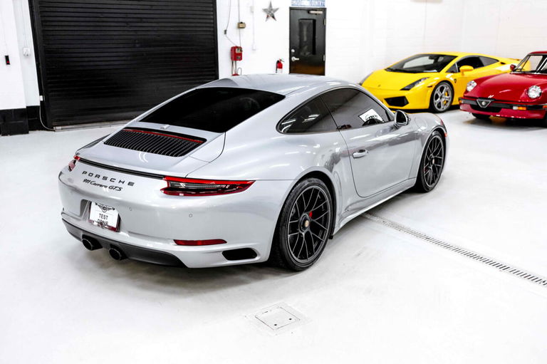 Porsche 991.2 Carrera GTS