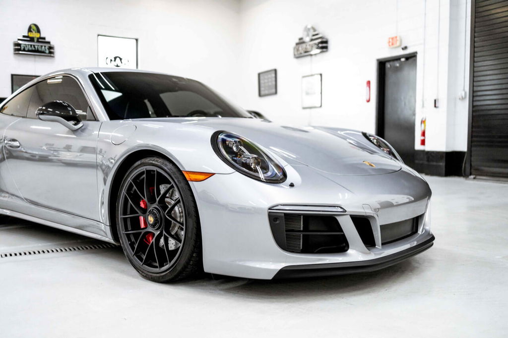 Porsche 991.2 Carrera GTS