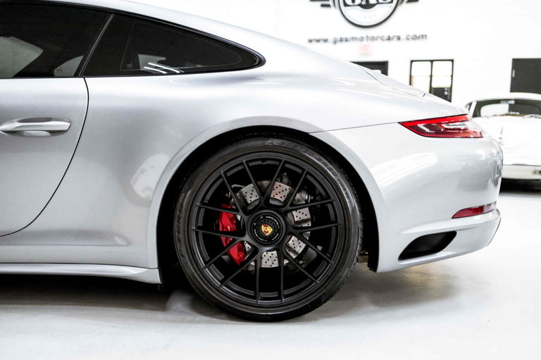 Porsche 991.2 Carrera GTS