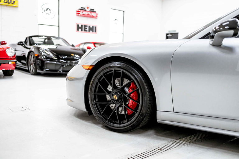 Porsche 991.2 Carrera GTS