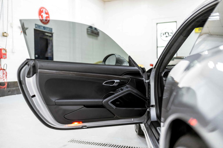 Porsche 991.2 Carrera GTS