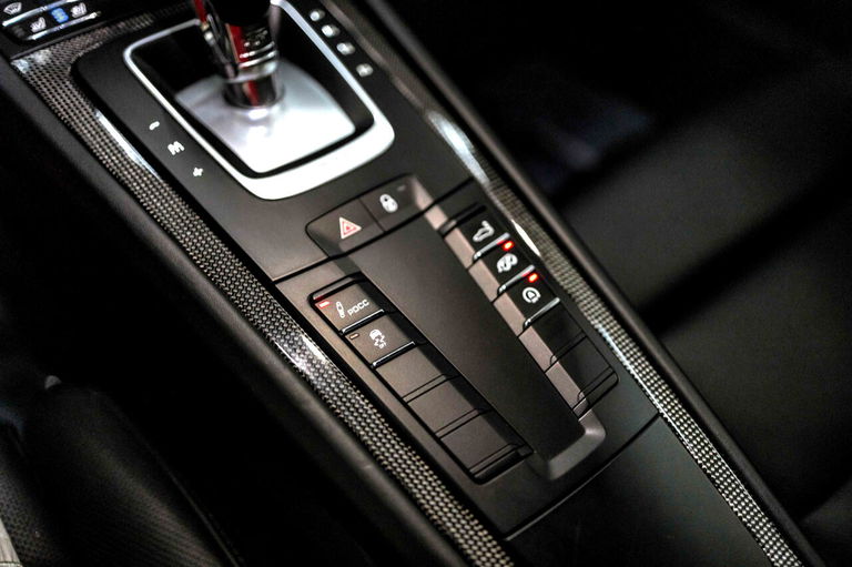 Porsche 991.2 Carrera GTS