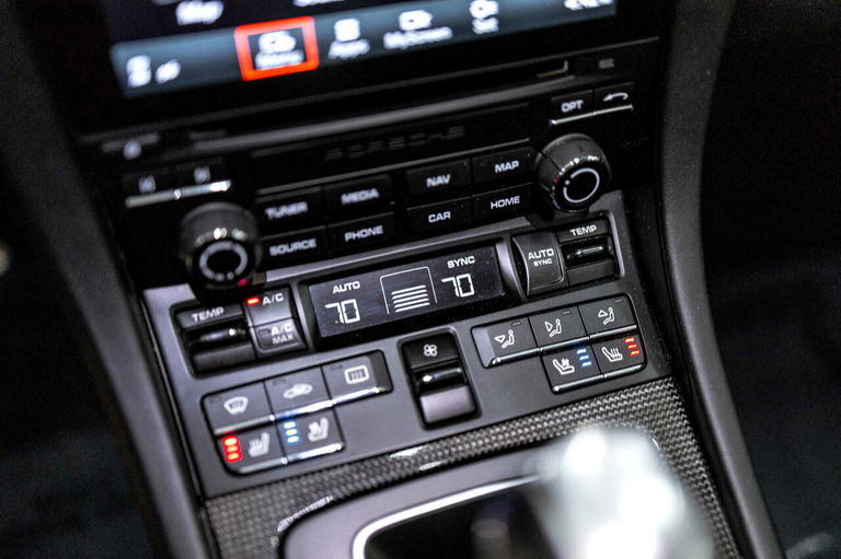 Porsche 991.2 Carrera GTS