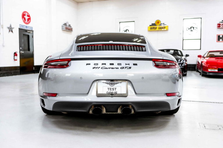 Porsche 991.2 Carrera GTS