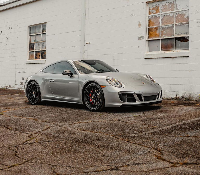 Porsche 991.2 Carrera GTS