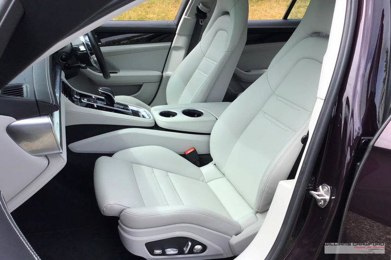 Porsche Panamera 4 E-Hybrid