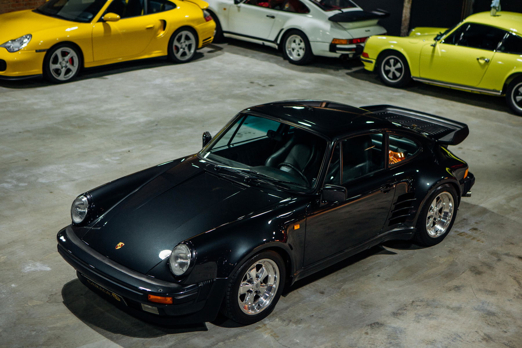 Porsche 911 Turbo 3.3 1988 - elferspot.com - Marketplace for