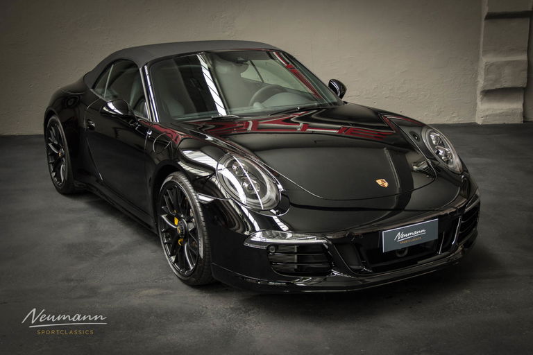 Porsche 991 Carrera 4 GTS