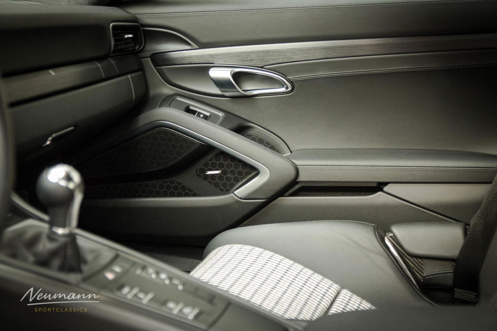 Porsche 991 GT3 Touring