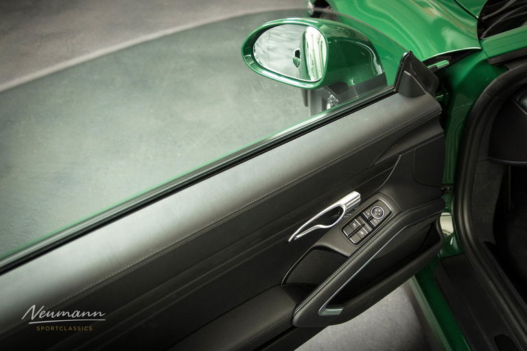 Porsche 991 GT3 Touring