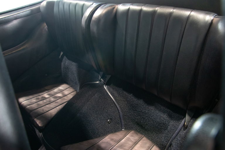 Porsche 911 Carrera 2,7