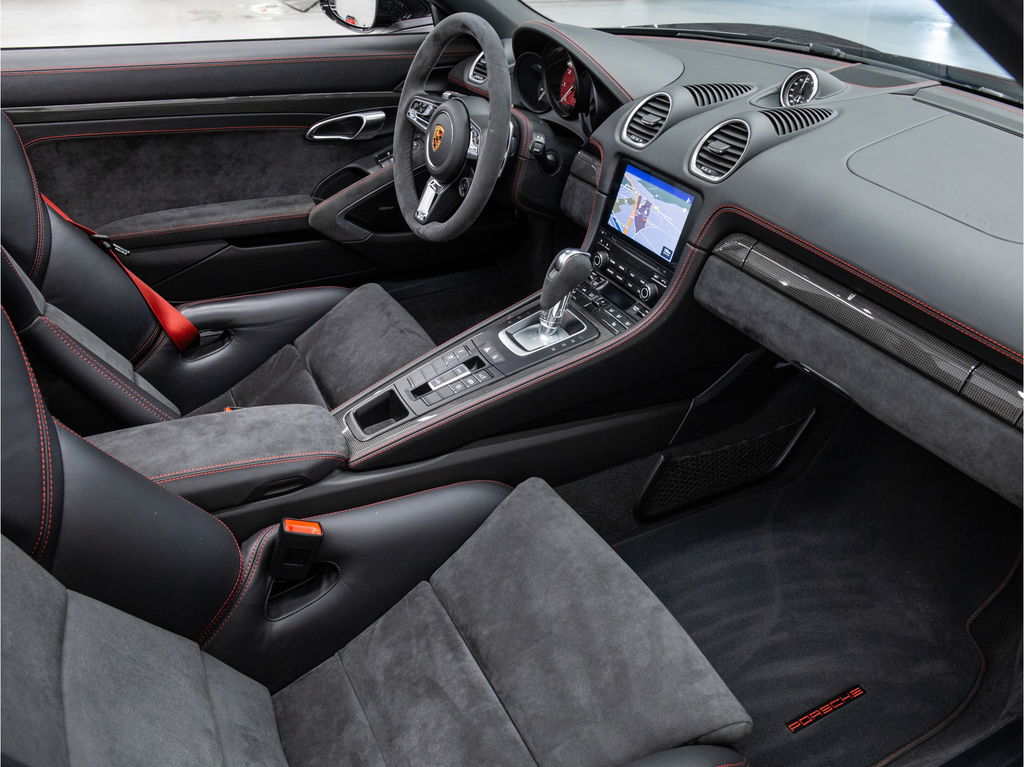 Porsche 718 Boxster GTS