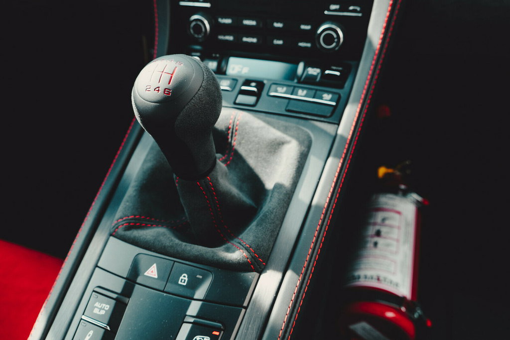 Porsche 718 Cayman GT4 Sports Cup Edition