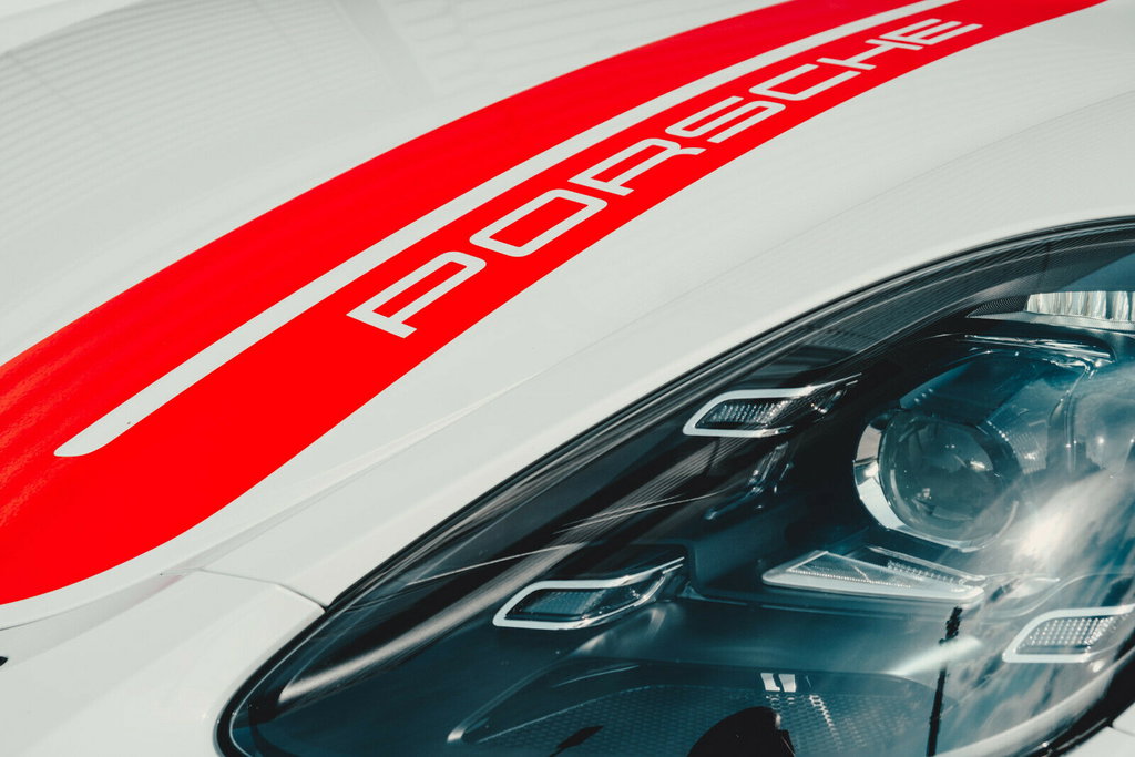 Porsche 718 Cayman GT4 Sports Cup Edition