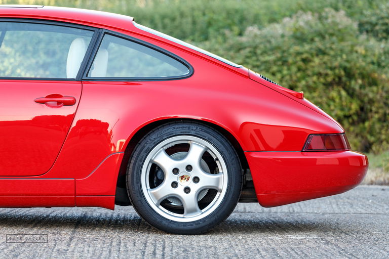 Porsche 964 Carrera 2