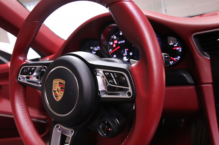 Porsche 991.2 Carrera 4 GTS