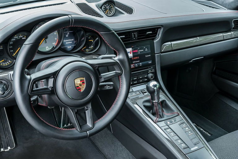 Porsche 991.2 GT3 Touring