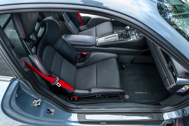 Porsche 991.2 GT3 Touring