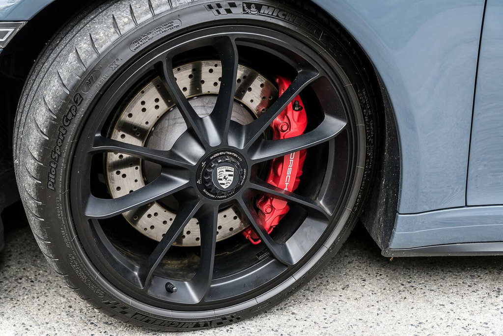 Porsche 991.2 GT3 Touring