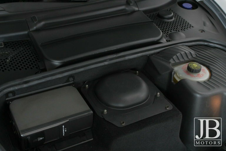 Porsche 996 Carrera 4