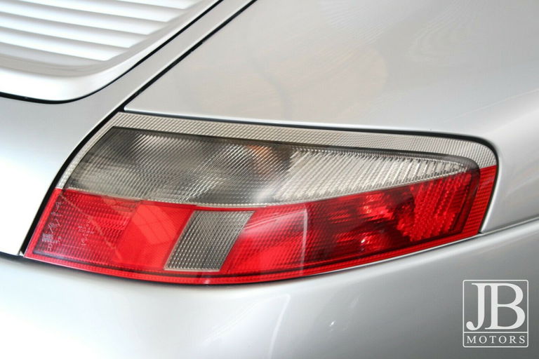 Porsche 996 Carrera 4