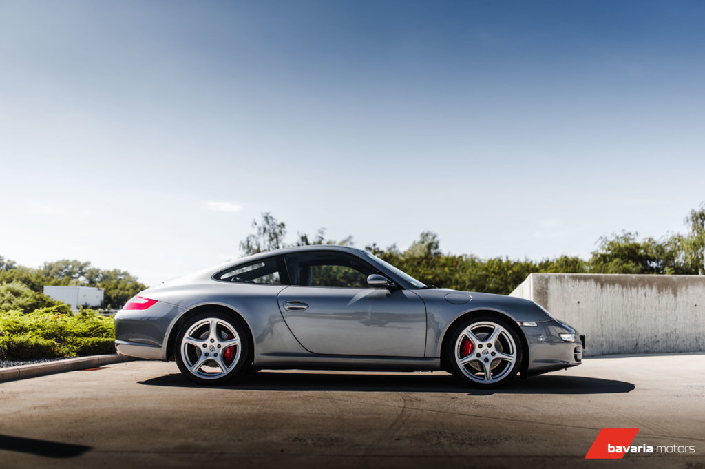 Beautiful Porsche 997 Carrera S for sale