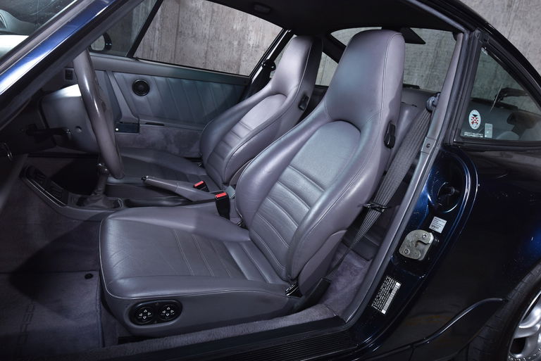 Porsche 964 Carrera 4