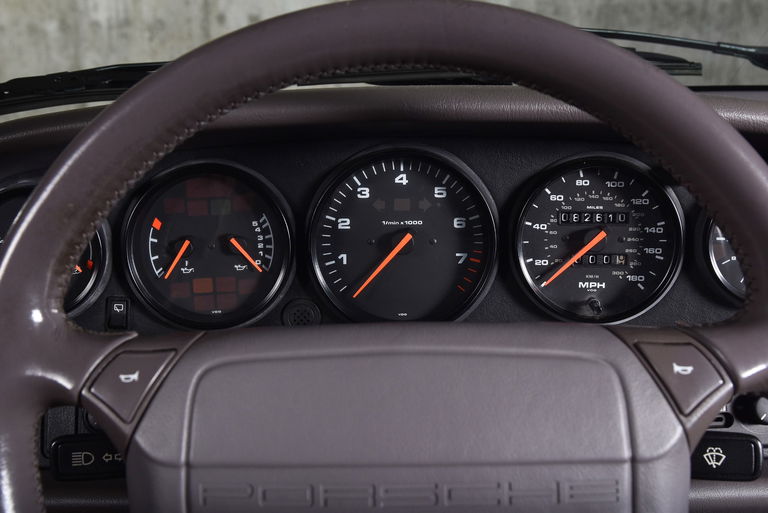 Porsche 964 Carrera 4