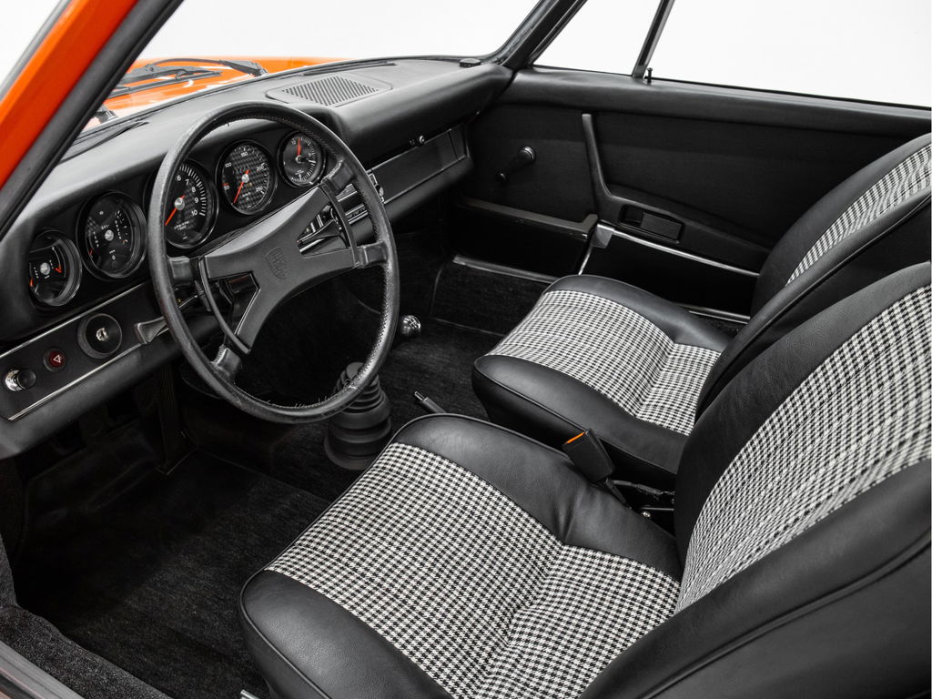 Porsche 911 S (F-Modell)
