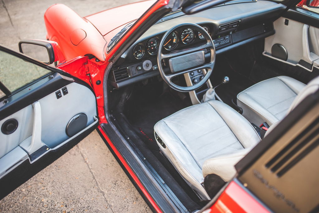 Porsche 911 Carrera 3.2