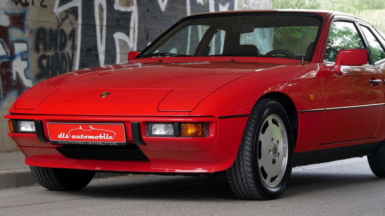 Porsche 924 S