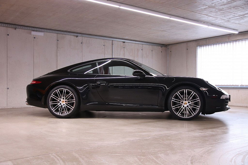 Porsche 991 Carrera