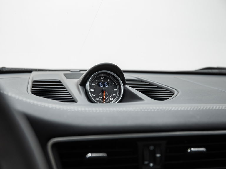 Porsche 991.2 Carrera GTS