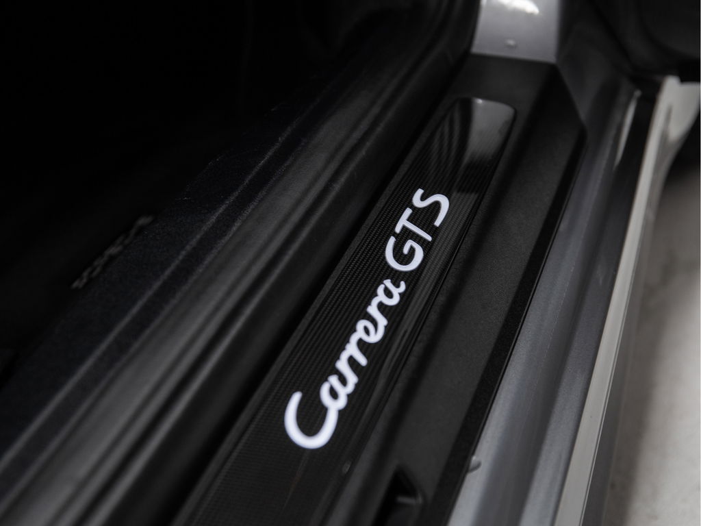 Porsche 991.2 Carrera GTS