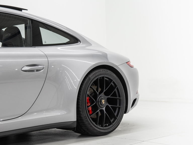 Porsche 991.2 Carrera GTS
