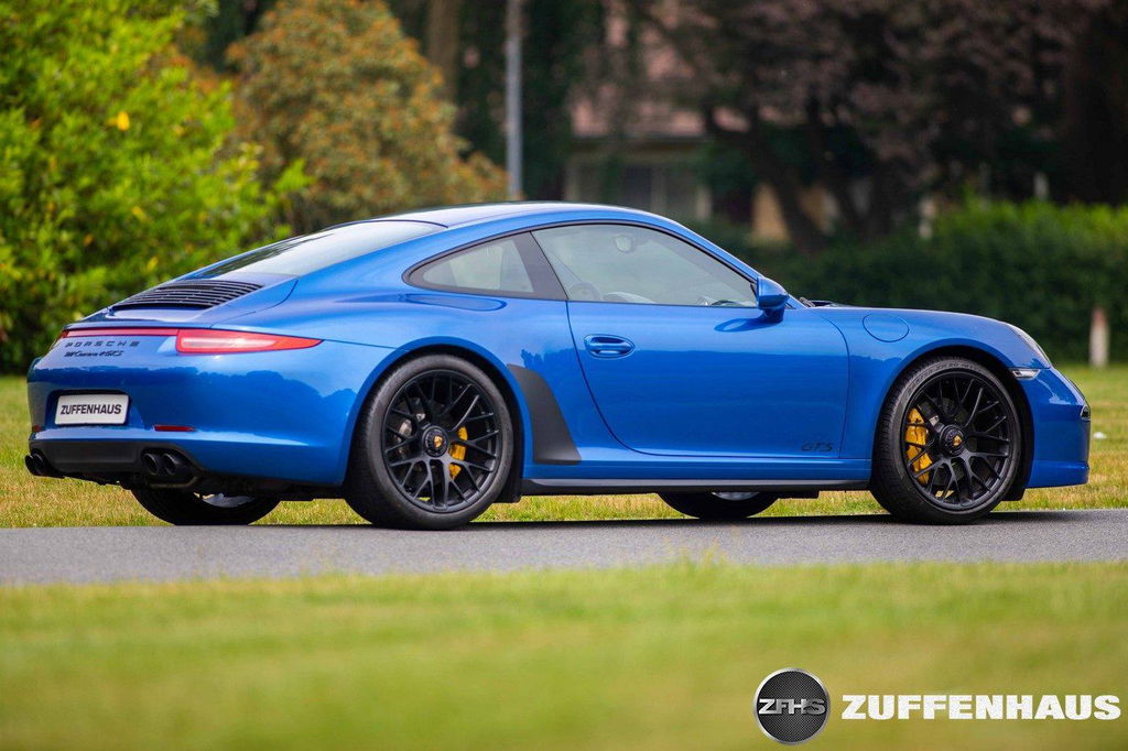 Porsche 991 Carrera 4 GTS