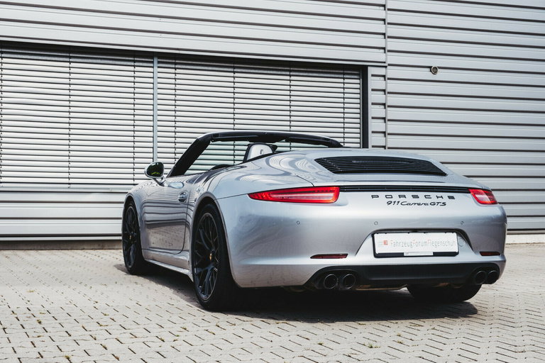 Porsche 991 Carrera GTS