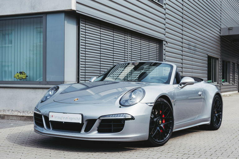 Porsche 991 Carrera GTS