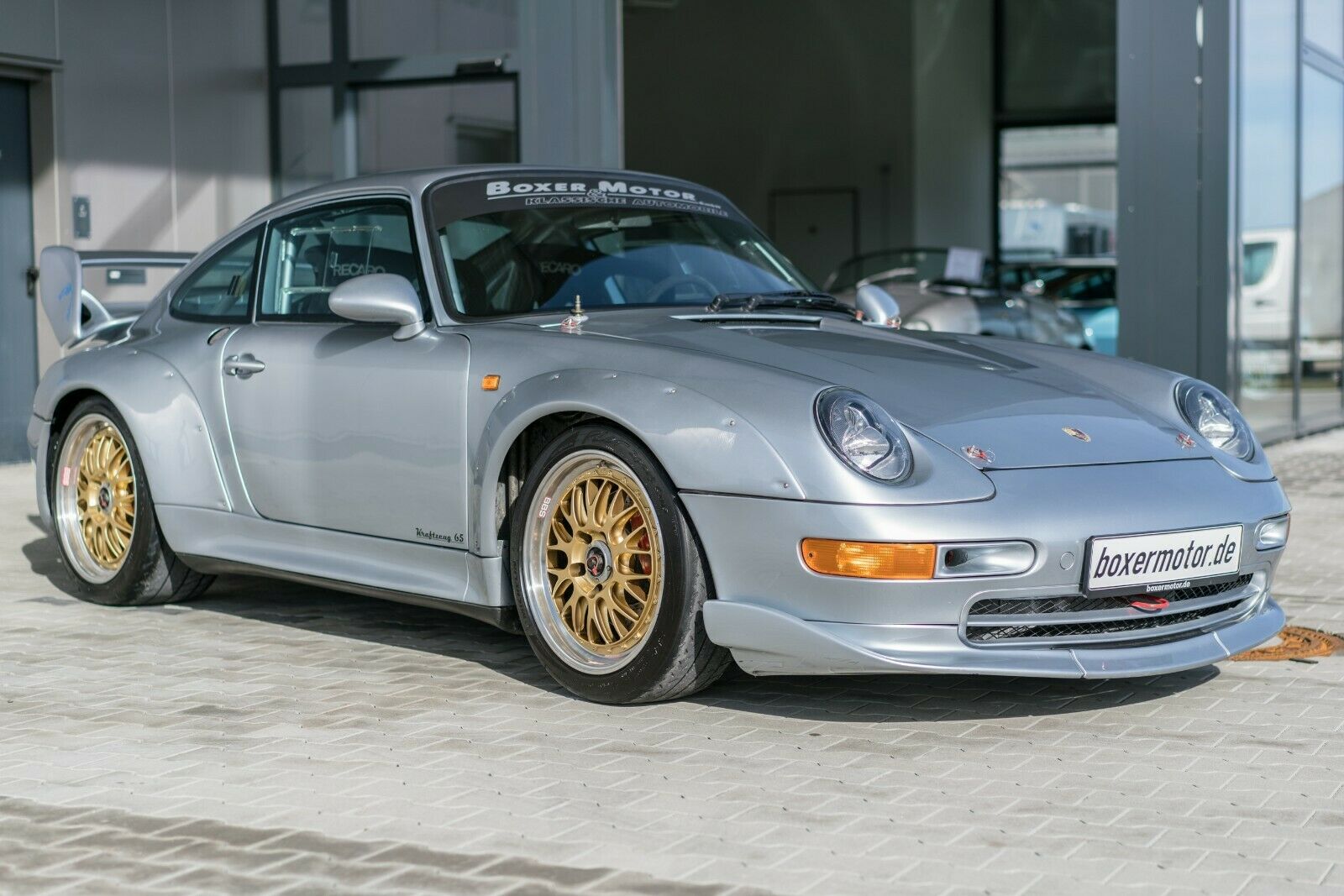 Porsche 911 Carrera RSR 993 Market