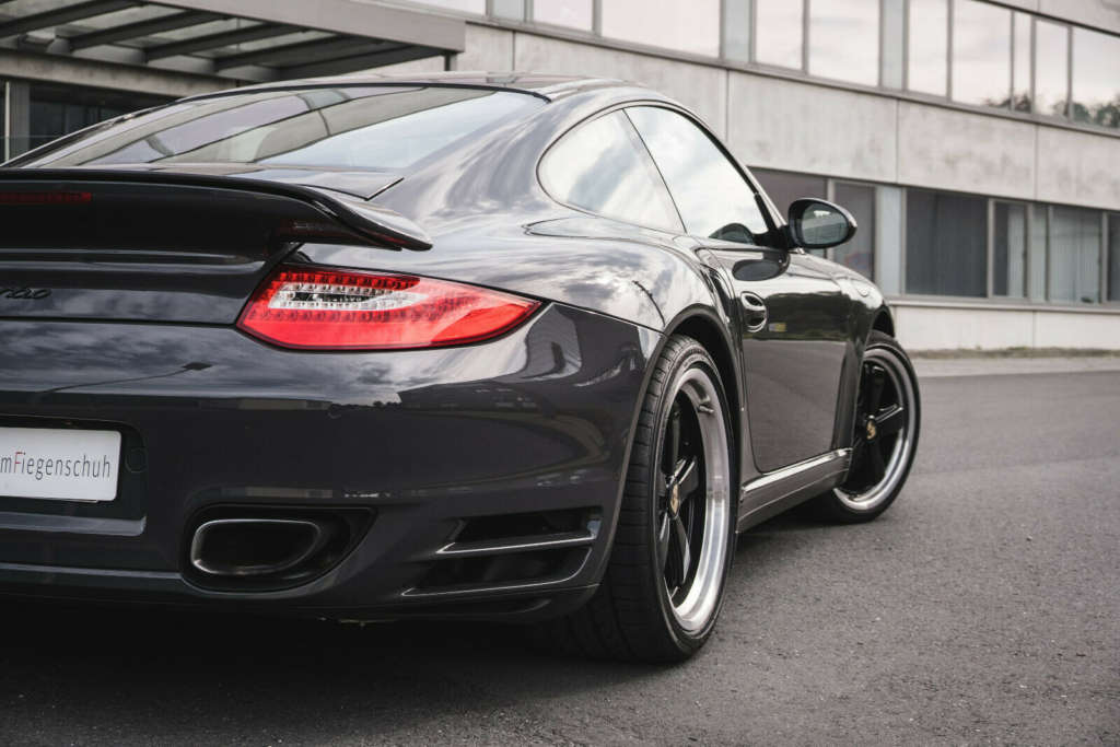 Porsche 997.2 Turbo 2012 - elferspot.com - Marktplatz für Porsche
