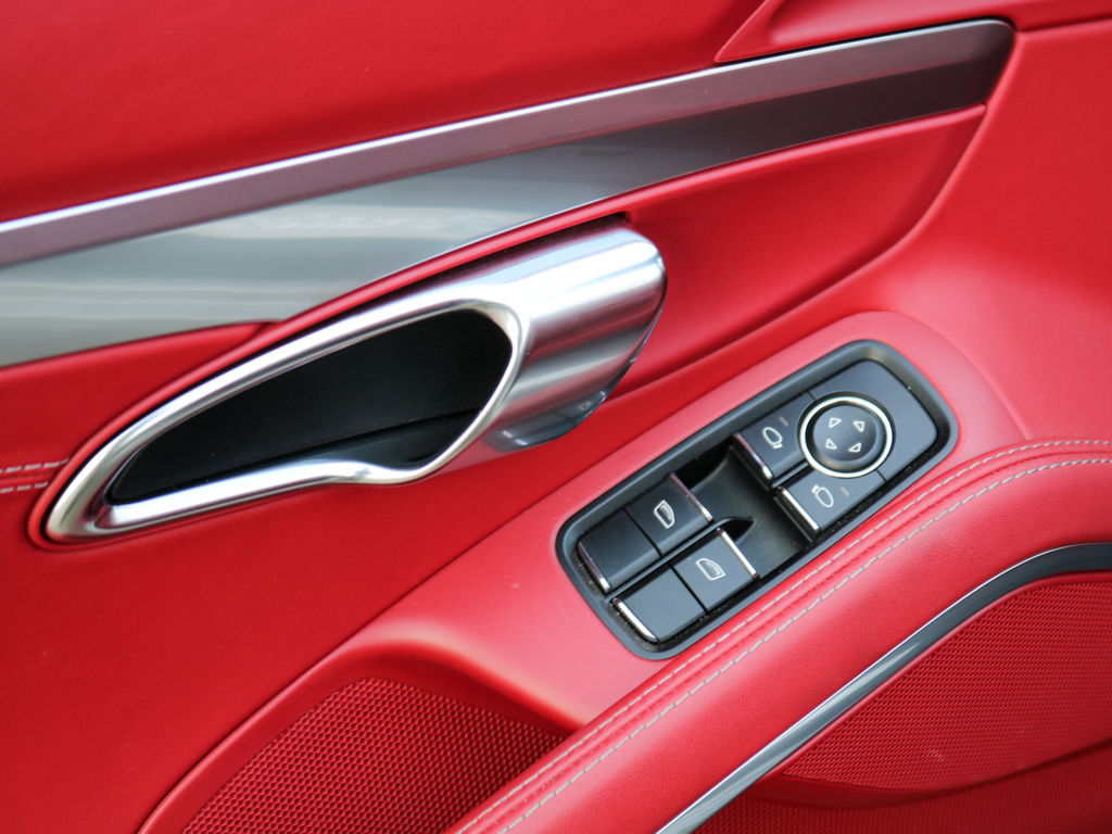 Porsche 981 Boxster S