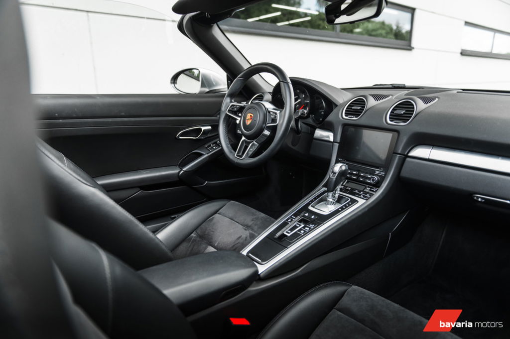 Porsche 718 Boxster