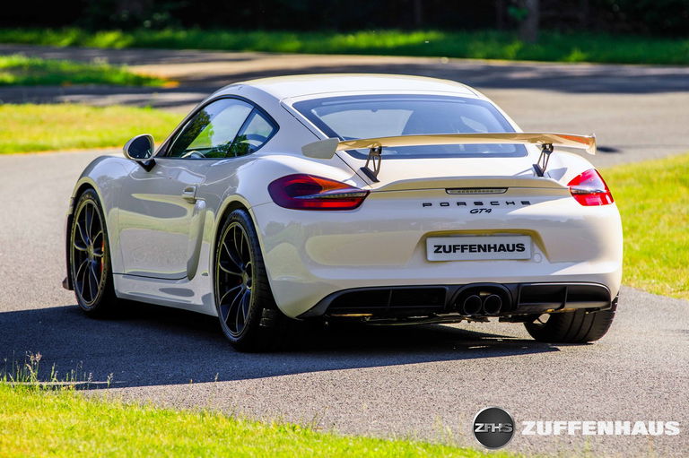Porsche 981 Cayman GT4