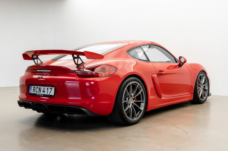 Porsche 981 Cayman GT4